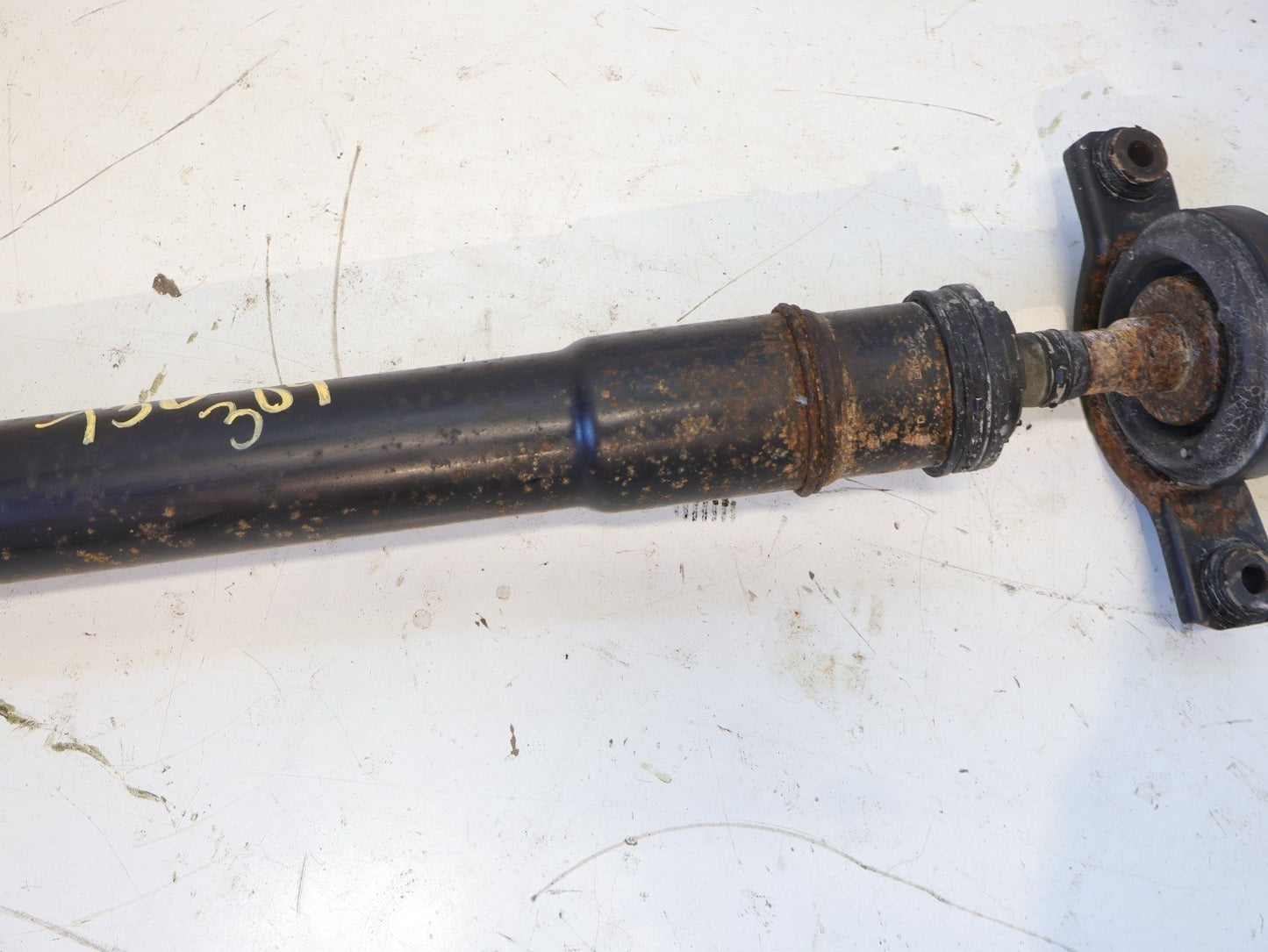 2013-2017 Subaru XV Crosstrek Driveshaft MT Manual Trans Rear Drive Shaft OEM