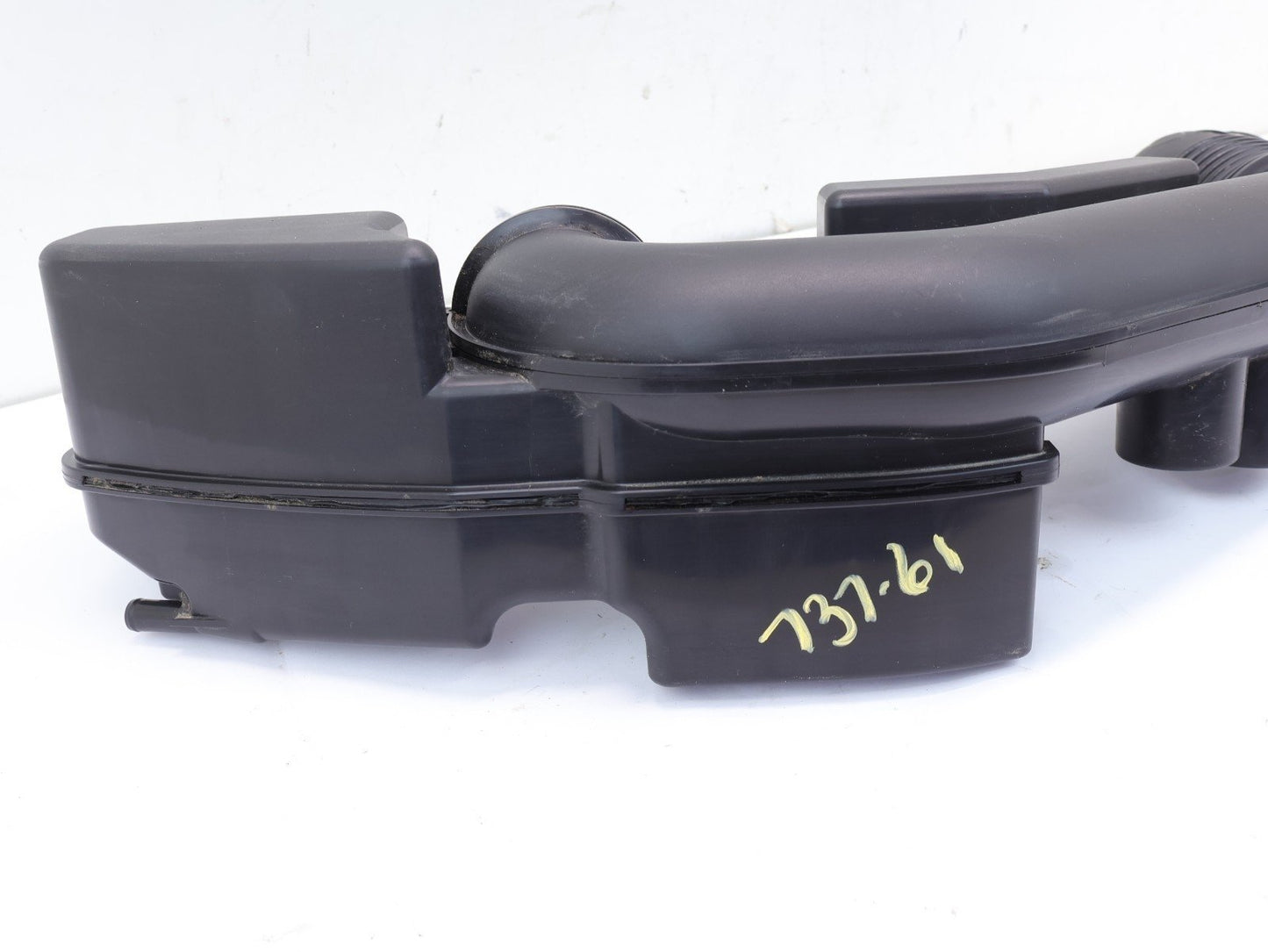 2024-2025 Subaru Crosstrek Air Intake Duct Cleaner Tube Inlet Pipe 2.0L OEM