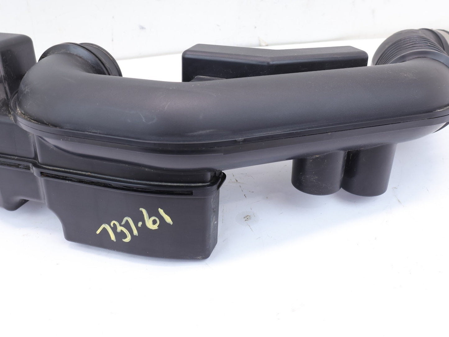 2024-2025 Subaru Crosstrek Air Intake Duct Cleaner Tube Inlet Pipe 2.0L OEM