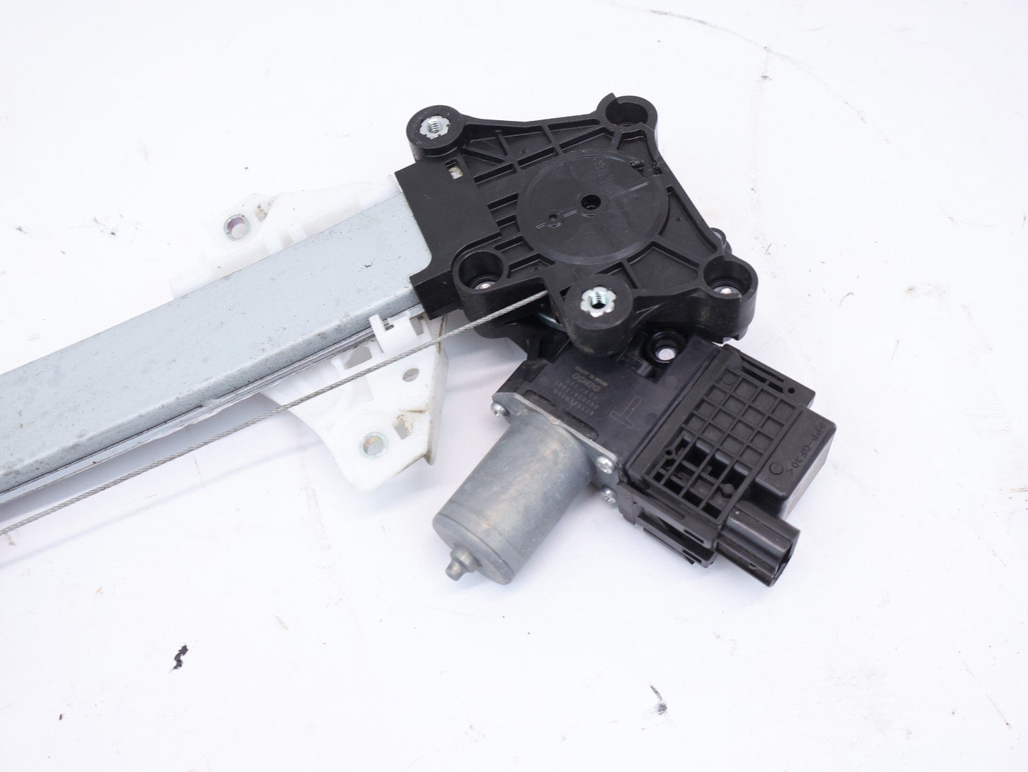 2024-2025 Subaru Crosstrek Passenger Front Window Motor & Regulator Right OEM