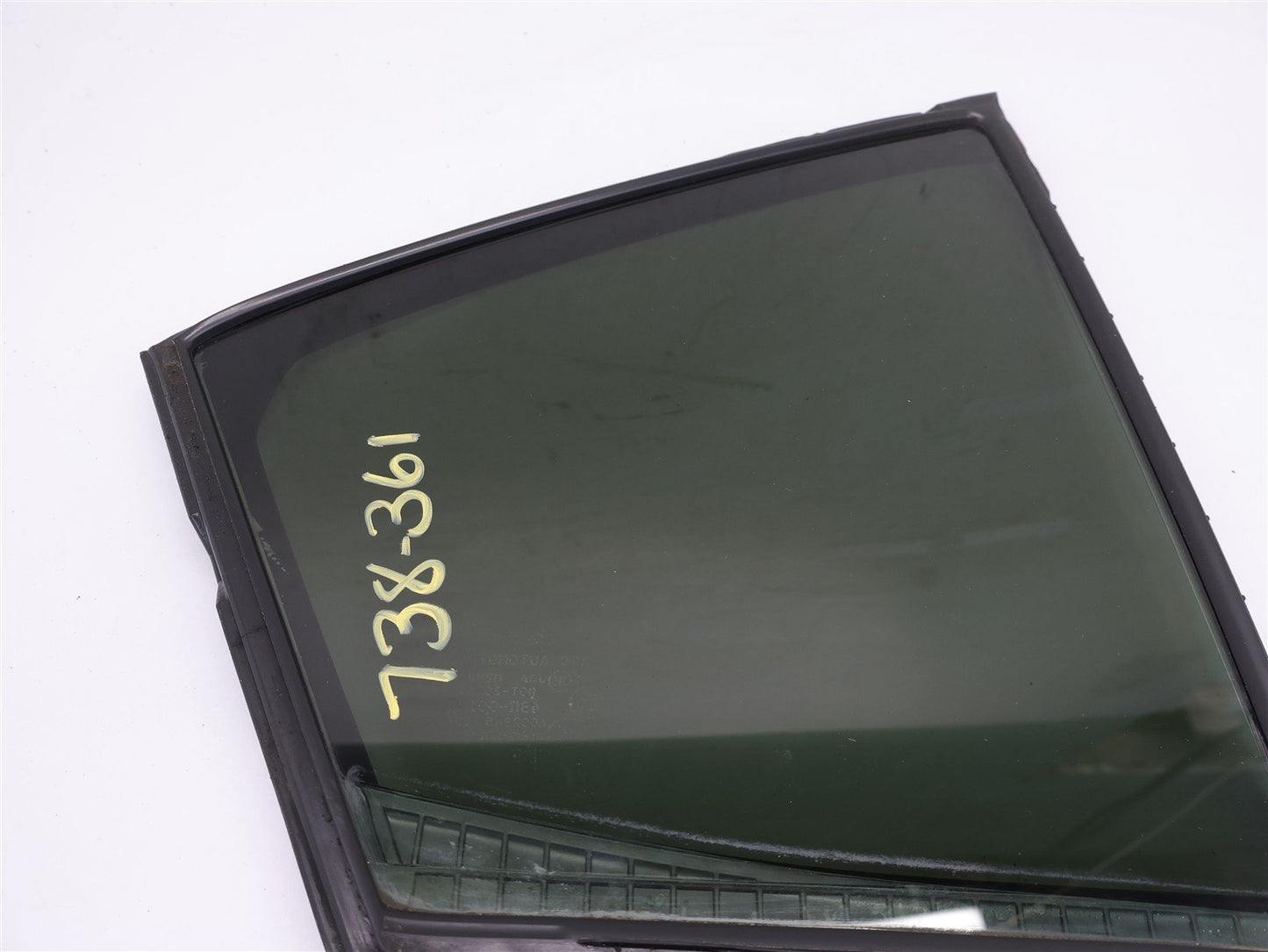 2015-2021 Subaru WRX & STI Rear Right Vent Glass Door Corner RH Passenger OEM