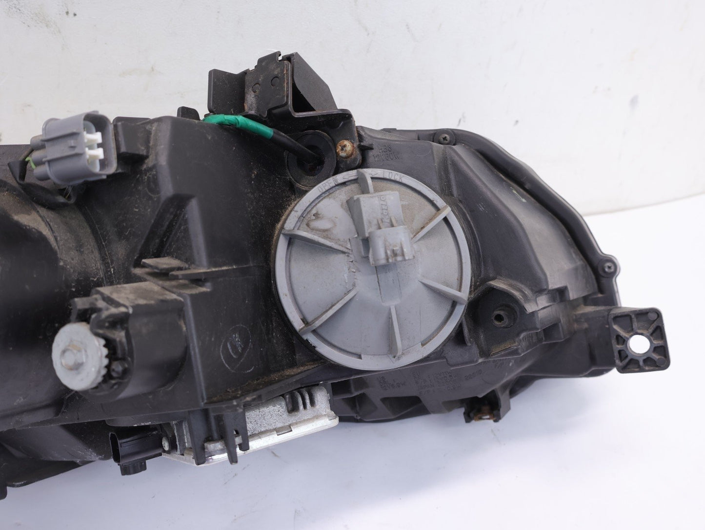 2013-2016 Honda CR-Z Driver HID Headlight Assembly Lamp Left LH Side OEM
