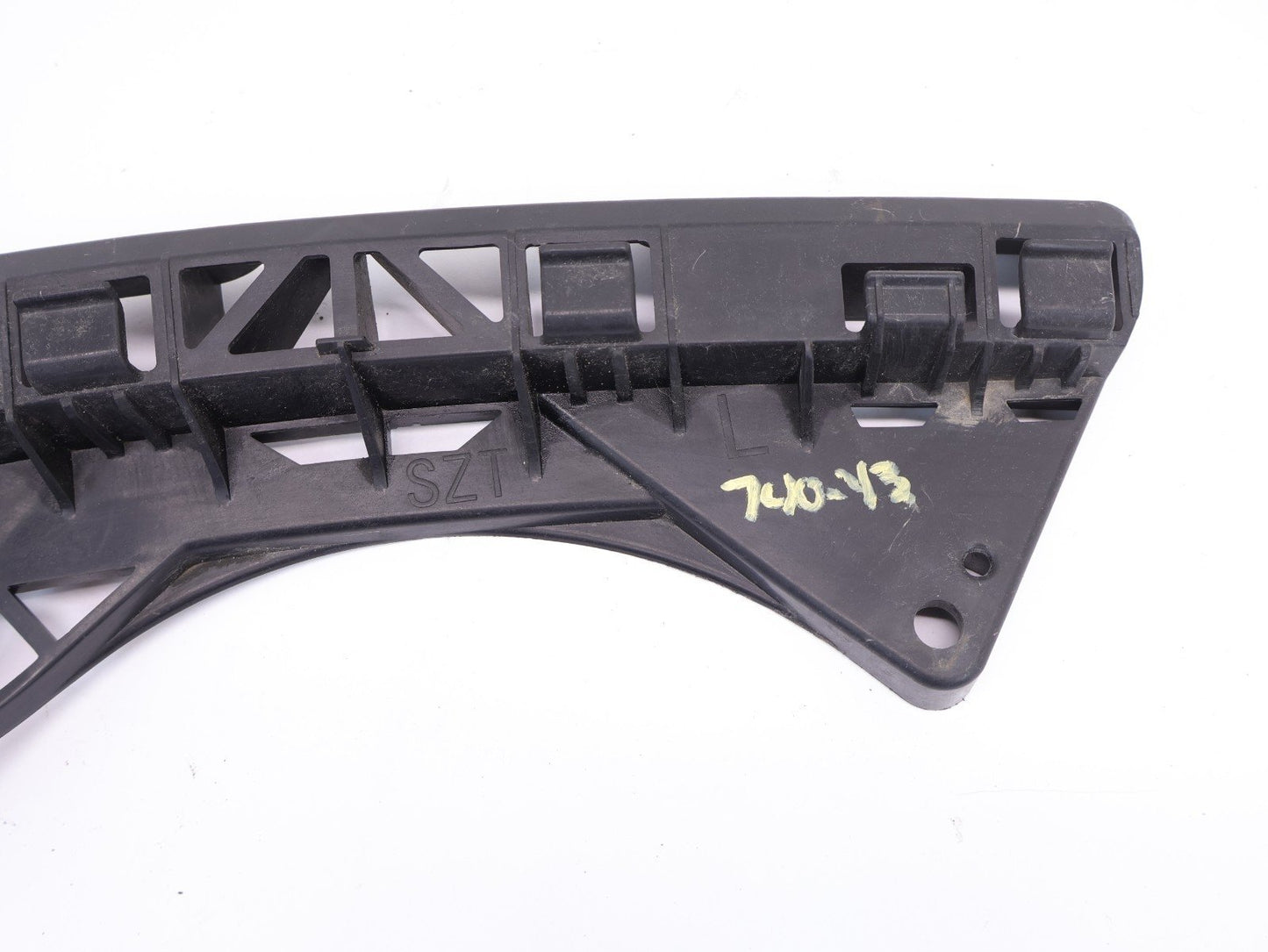 2011-2015 Honda CR-Z Driver Headlight Front Bumper Beam Bracket Support LH Left