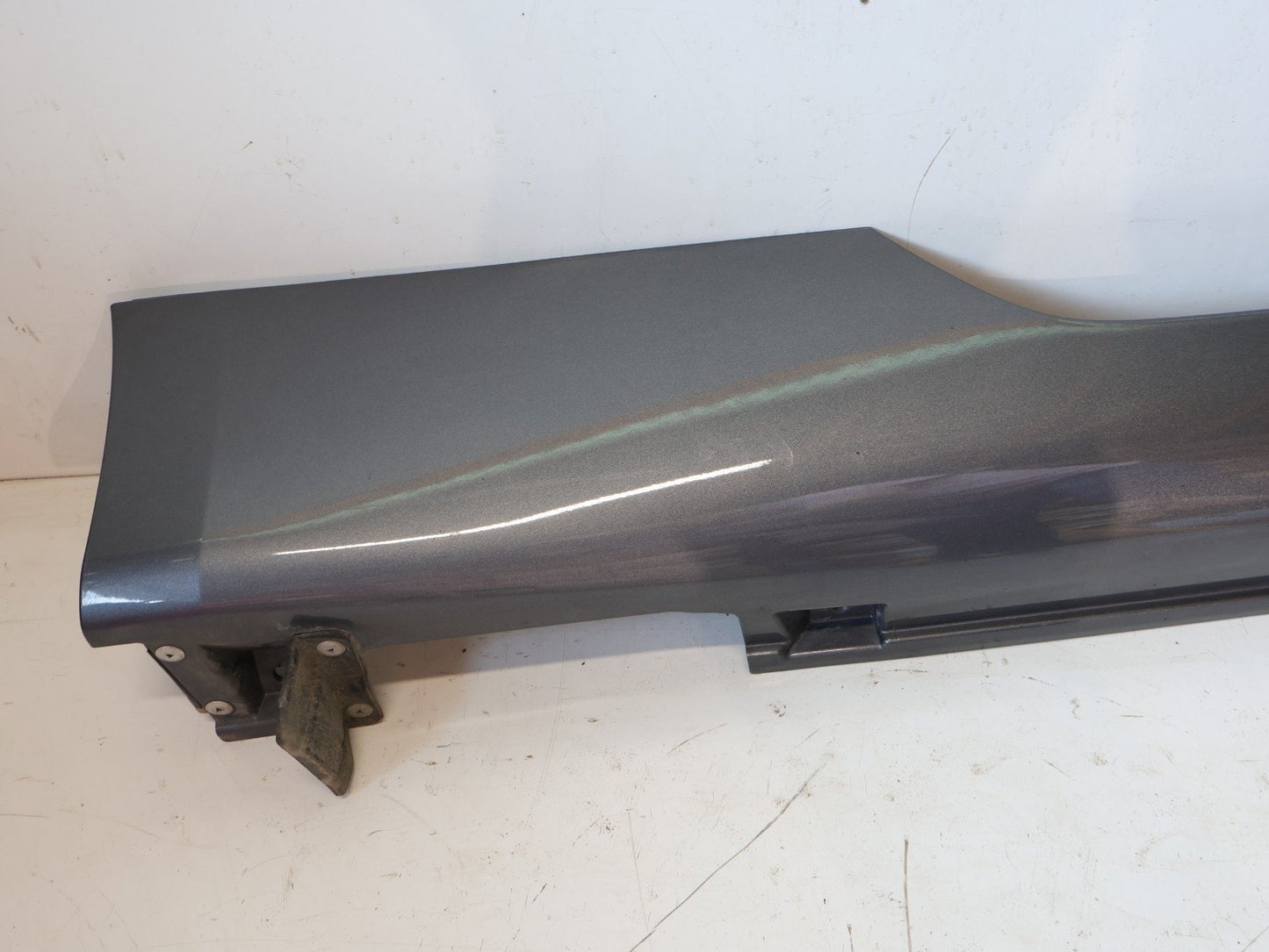 2011-2015 Honda CR-Z Passenger Side Skirt TAB MISSING Bottom Rocker RH Right OEM
