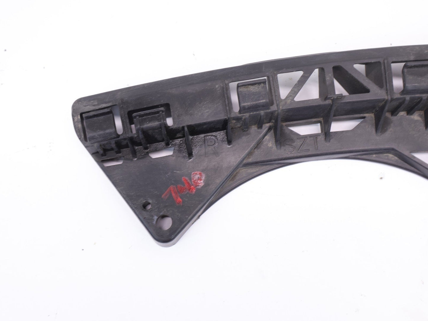 2011-2015 Honda CR-Z Passenger Headlight Front Bumper Beam Bracket Support RH