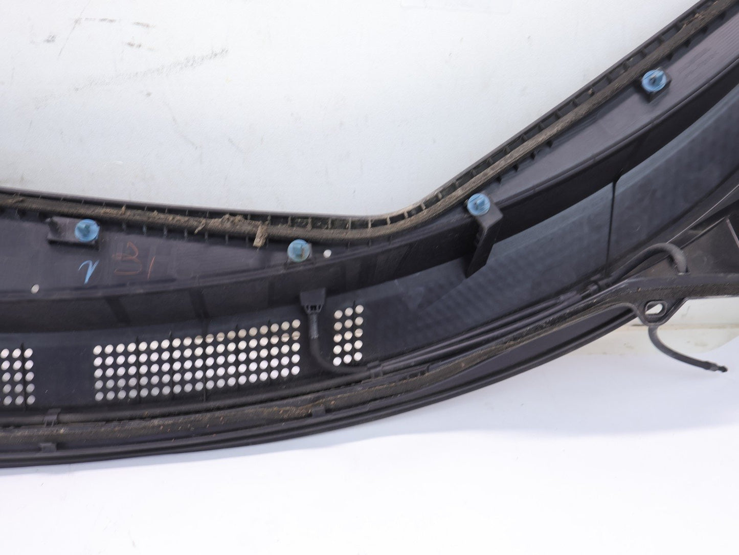 2011-2016 Honda CR-Z CRZ Wiper Cowl Trim Windshield Panel Cover 74200-SZT-G0 OEM