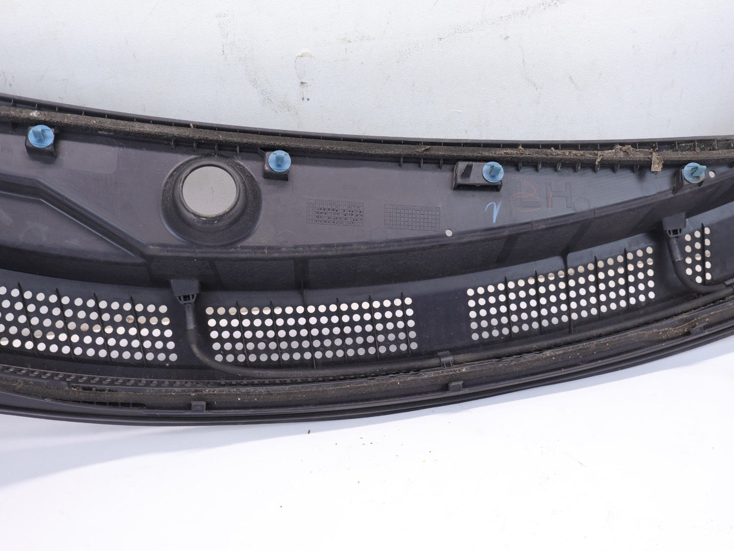 2011-2016 Honda CR-Z CRZ Wiper Cowl Trim Windshield Panel Cover 74200-SZT-G0 OEM
