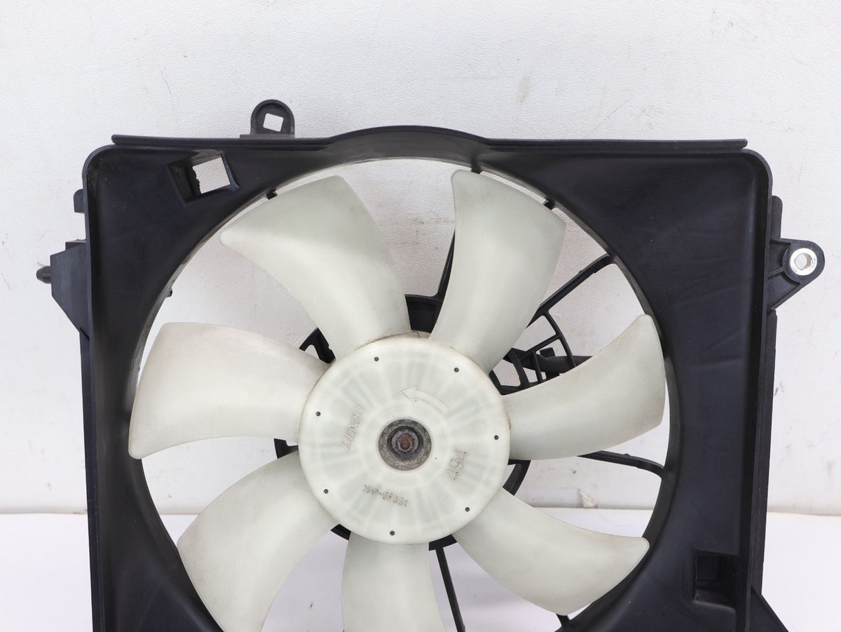 2011-2016 Honda CR-Z CRZ Radiator Right Cooling Fan Assembly OEM 11-16