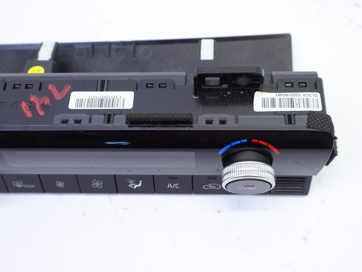 2021-2024 Kia K5 Temperature Control Climate AC Heat Switches 97250-L3200 OEM
