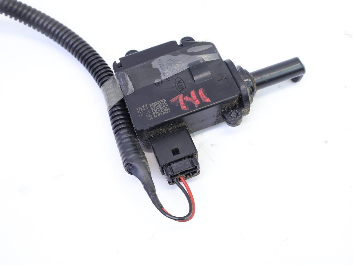 2021-2024 Kia K5 Fuel Door Filler Lock Actuator Opener Gas OEM