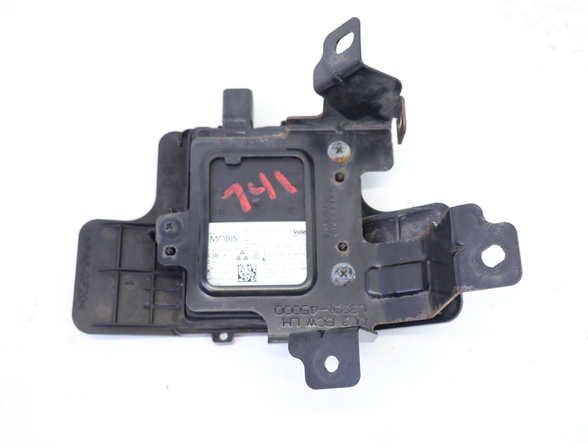 2021-2022 Kia K5 Driver Rear Blind Spot Radar Sensor Module w/ Bracket Left OEM