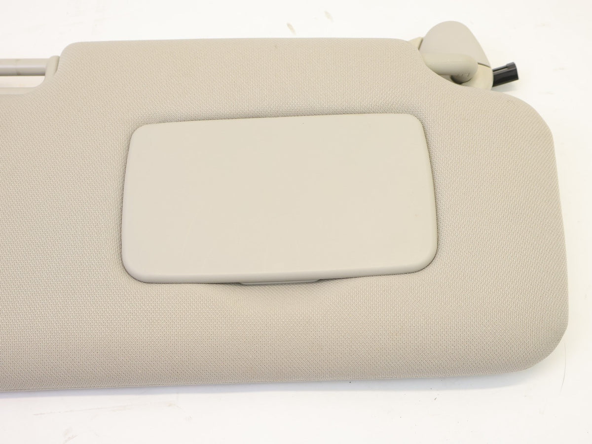 2019-2024 Subaru Forester Passenger Sun Visor w/ Illumination Right RH Side OEM