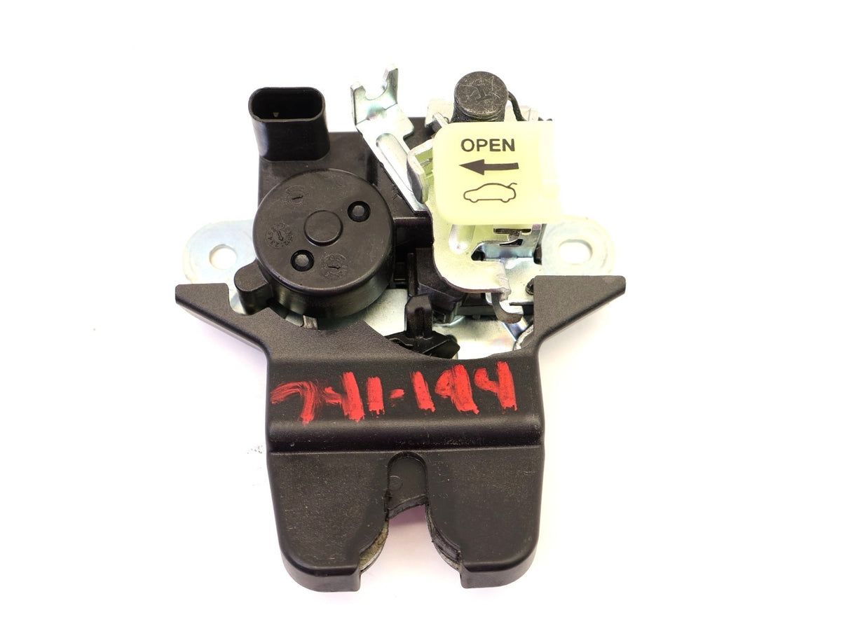 2021-2024 Kia K5 Trunk Lid Lock Latch Actuator Rear OEM 21-24