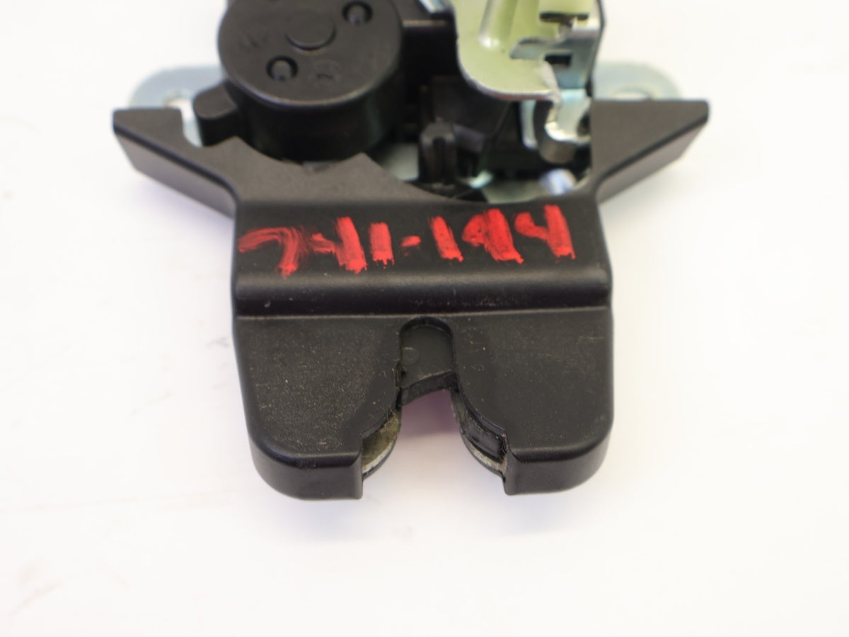 2021-2024 Kia K5 Trunk Lid Lock Latch Actuator Rear OEM 21-24