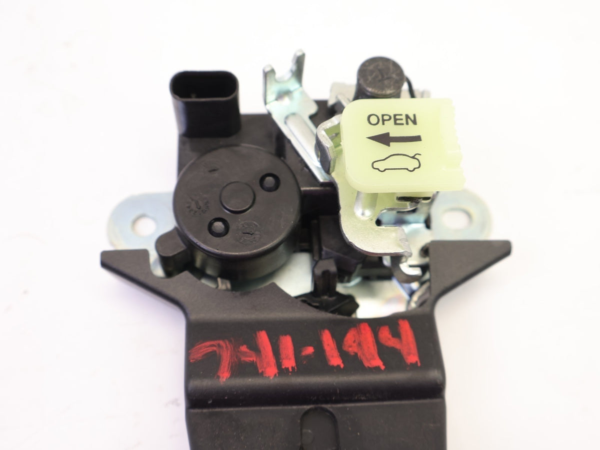 2021-2024 Kia K5 Trunk Lid Lock Latch Actuator Rear OEM 21-24