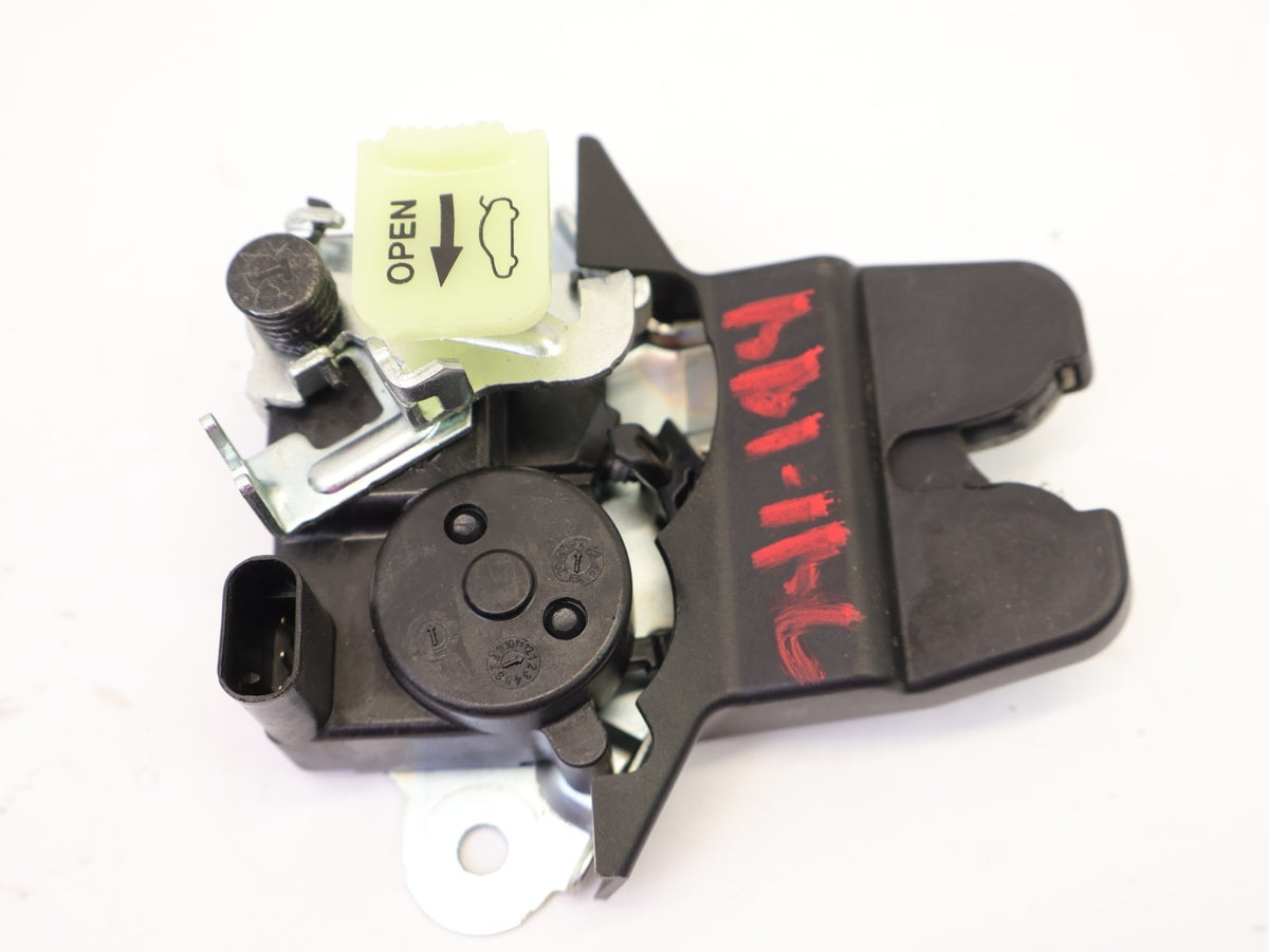 2021-2024 Kia K5 Trunk Lid Lock Latch Actuator Rear OEM 21-24