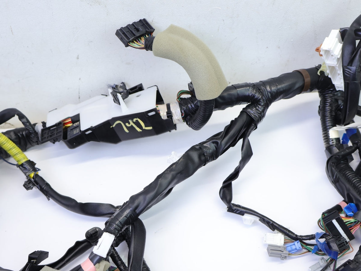 2022-2023 Subaru Forester Dash Instrument Panel Wiring Harness 81303SJ180 Wire