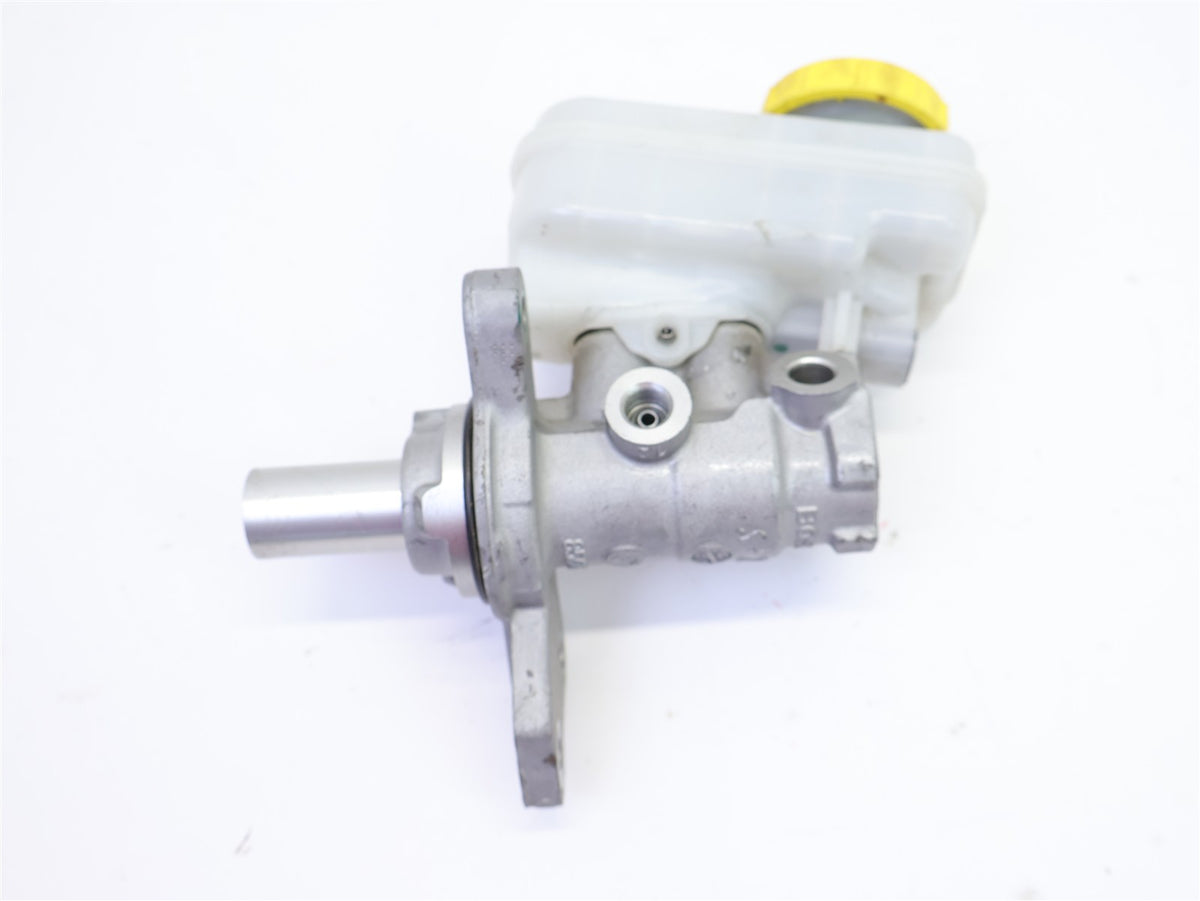 2019-2022 Subaru Forester Brake Master Cylinder AT Fluid Reservoir OEM