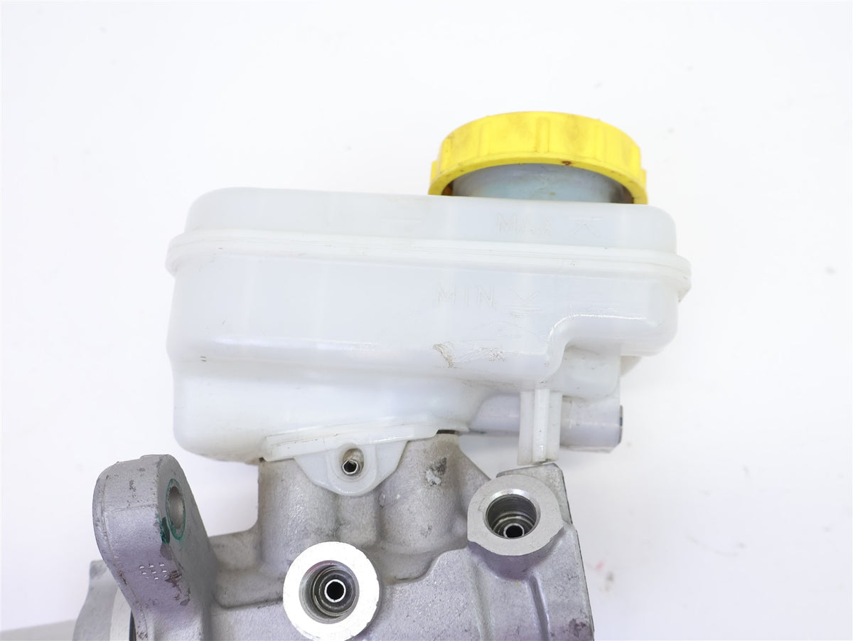 2019-2022 Subaru Forester Brake Master Cylinder AT Fluid Reservoir OEM