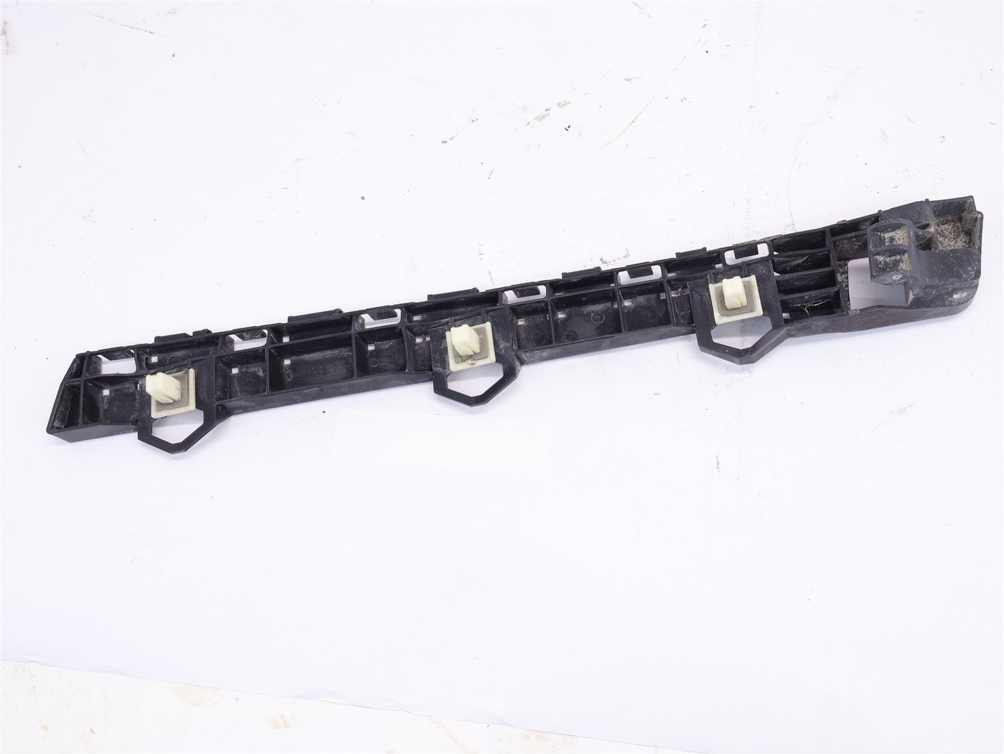 13-17 Subaru Crosstrek Rear Bumper Cover Bracket LH Driver Side 2013-2017