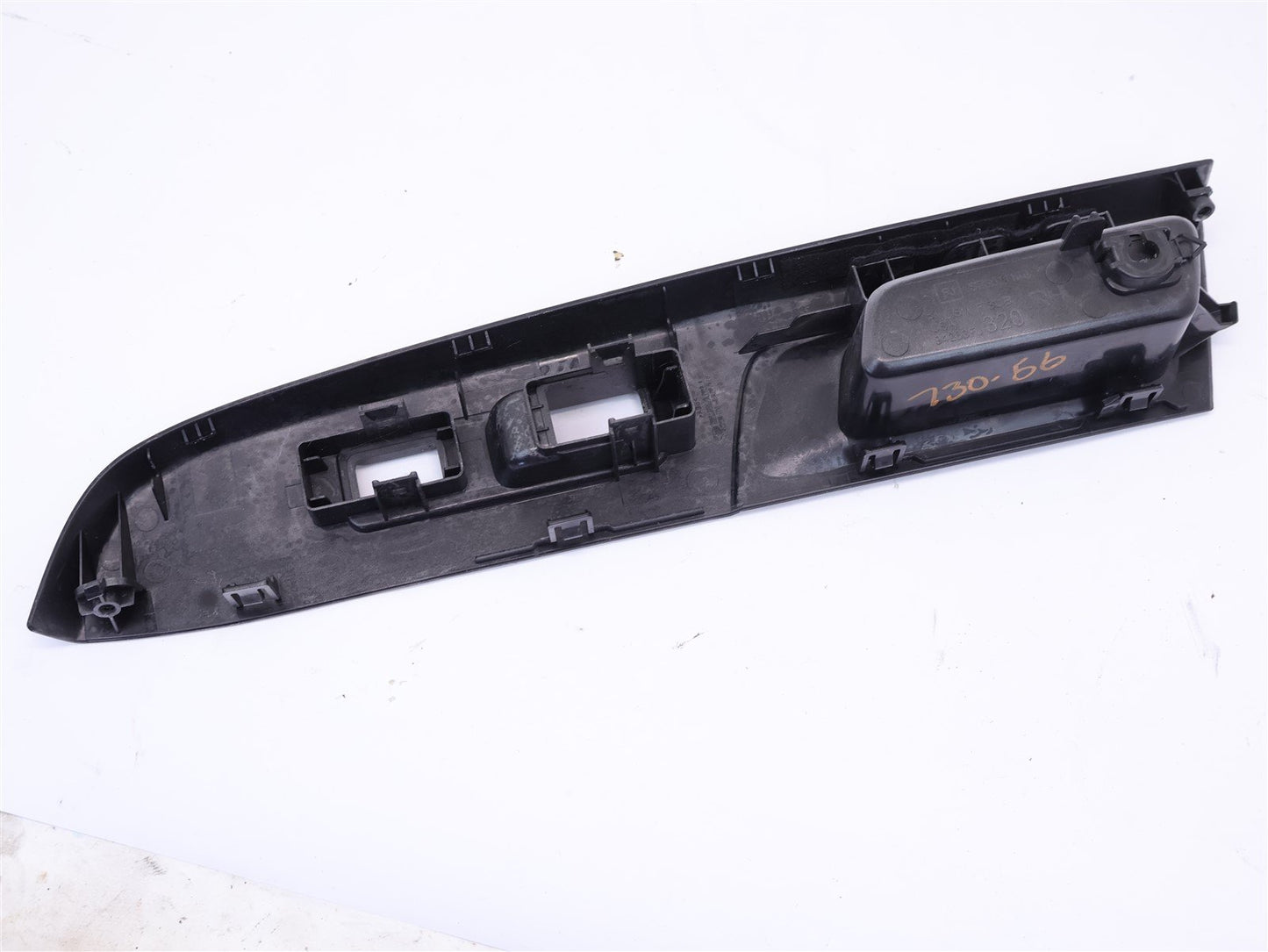 15-17 Subaru Crosstrek Passenger Front Window Switch Trim RH Door Panel