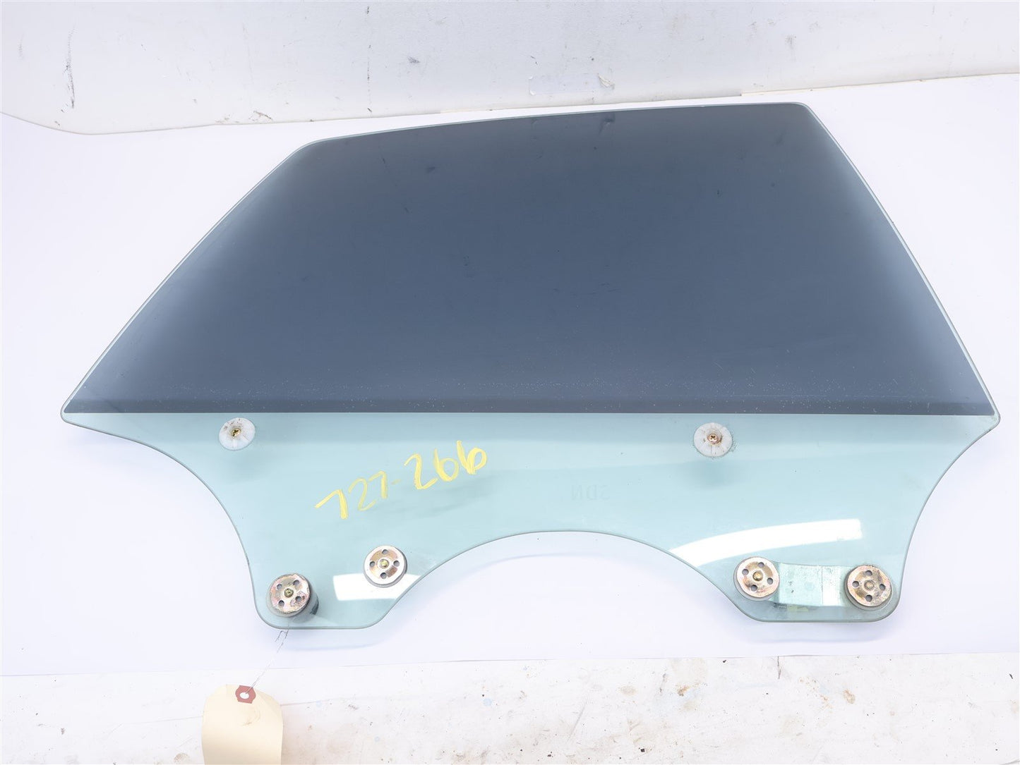 2005-2009 Subaru Legacy SEDAN Passenger Side Rear Door Glass Window OEM RH