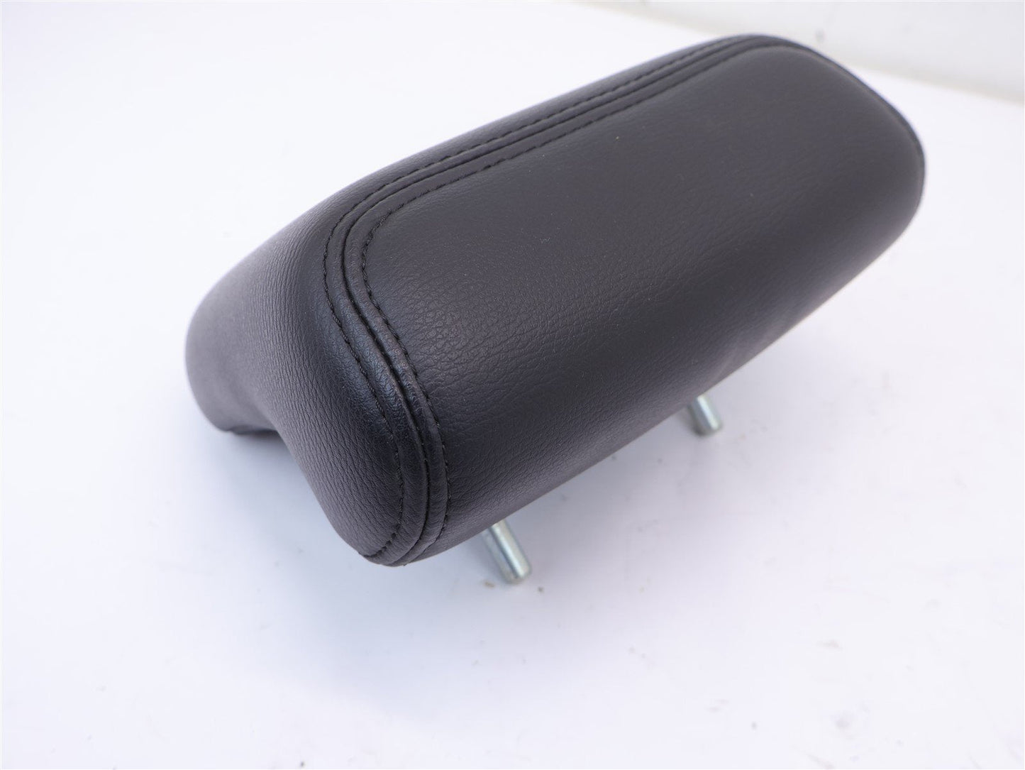 2008-2009 Subaru Legacy GT Rear Head Rest Headrest Center Middle Leather SEDAN