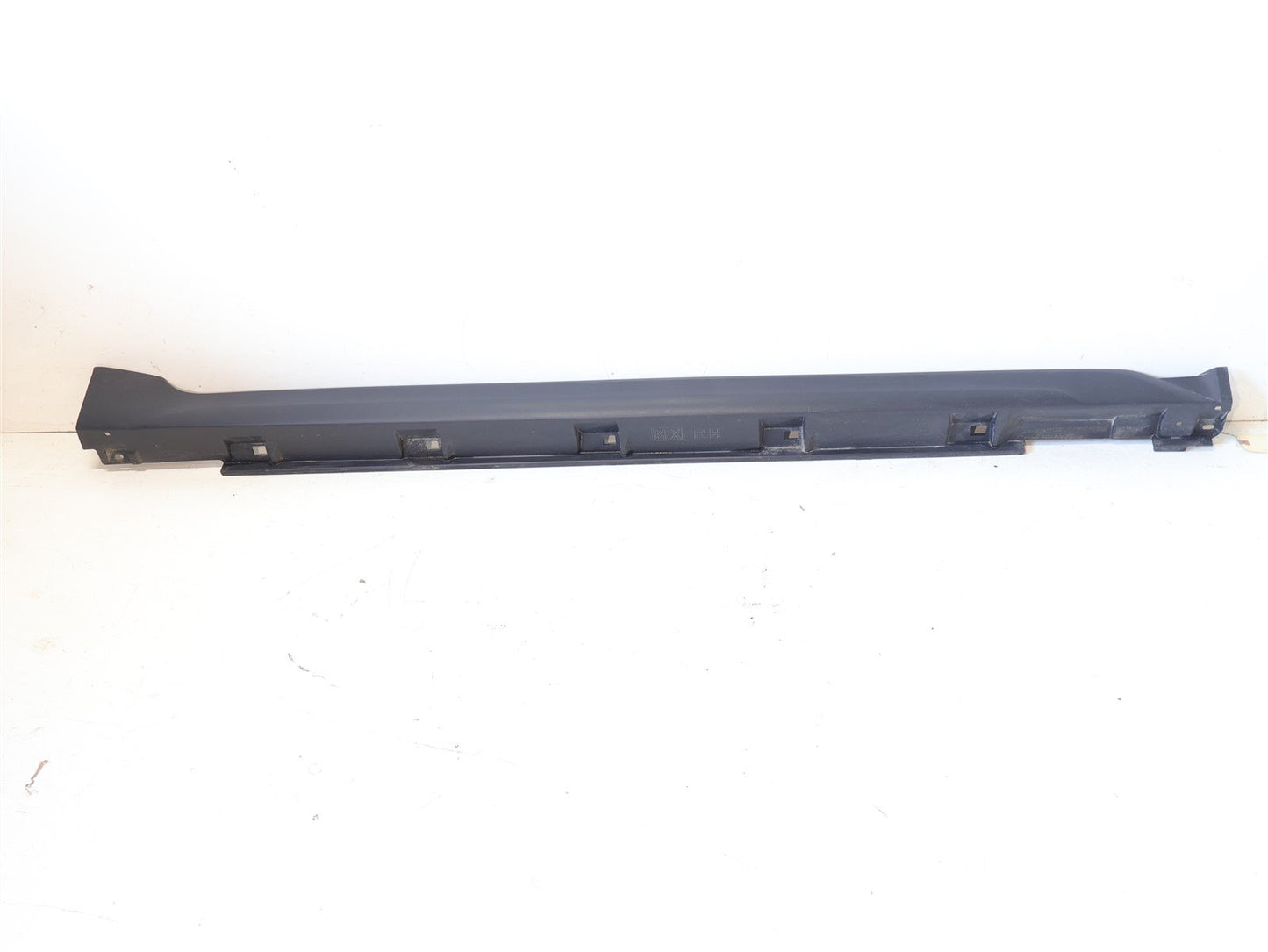 13-17 Subaru XV Crosstrek Passenger Side Skirt Bottom Rocker Panel RH 2013-2017