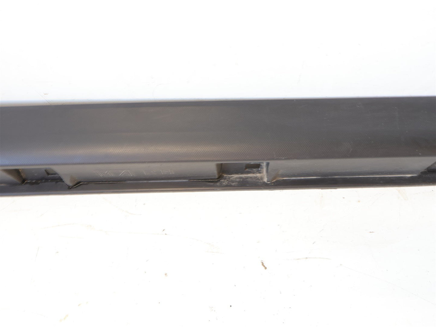 13-17 Subaru XV Crosstrek Passenger Side Skirt Bottom Rocker Panel RH 2013-2017