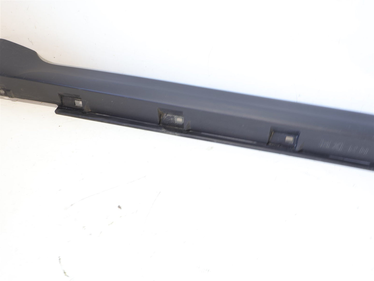 13-17 Subaru XV Crosstrek Passenger Side Skirt Bottom Rocker Panel RH 2013-2017