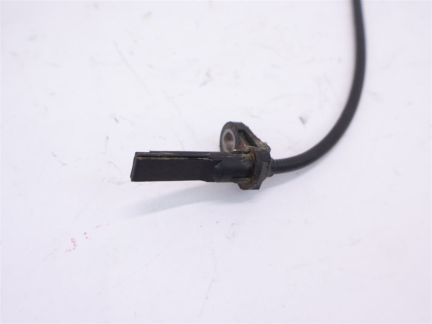2009-2013 Subaru Forester Passenger Front ABS Brake Sensor RH 27540AG10 OEM