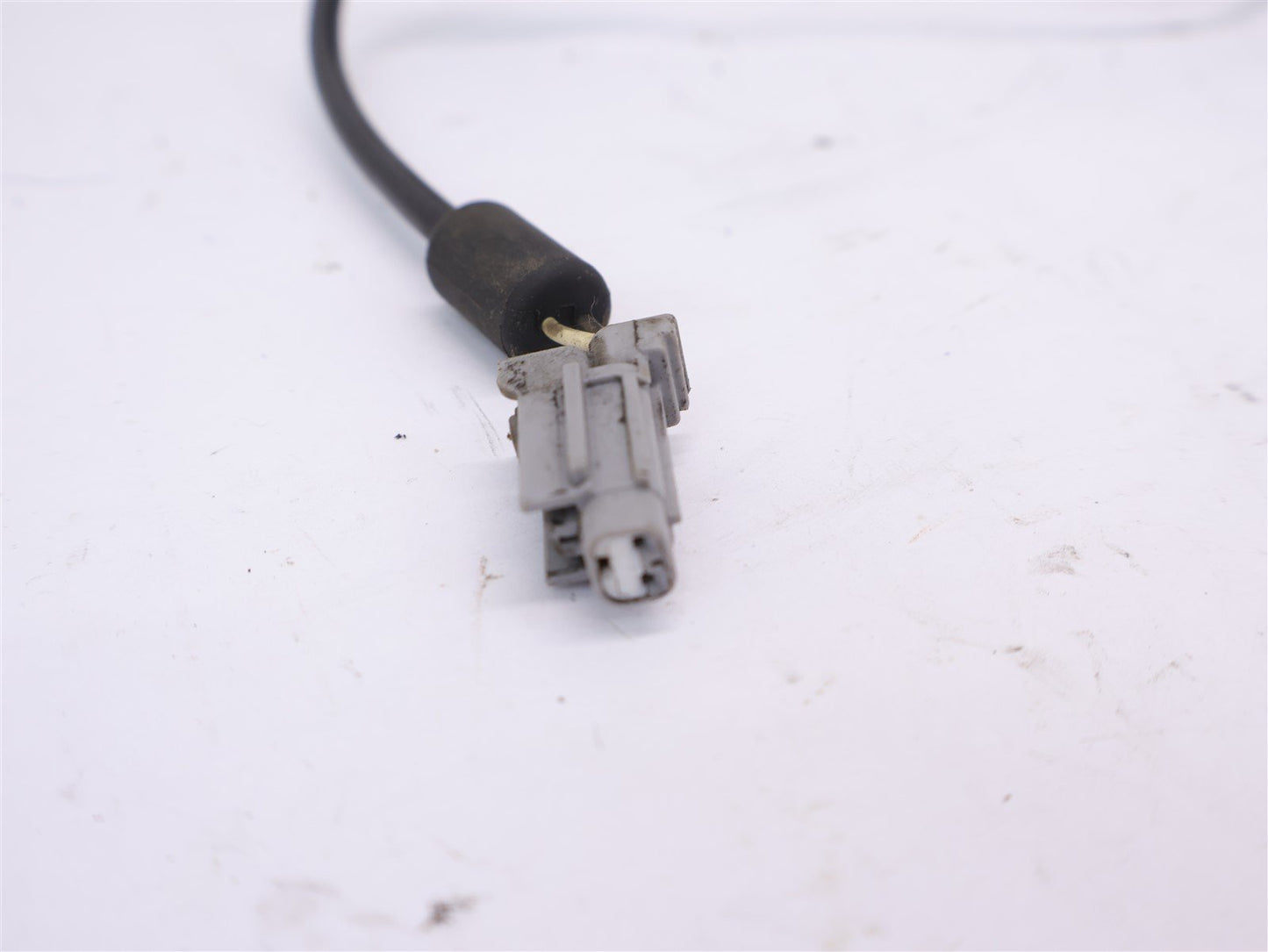 2009-2013 Subaru Forester Passenger Front ABS Brake Sensor RH 27540AG10 OEM