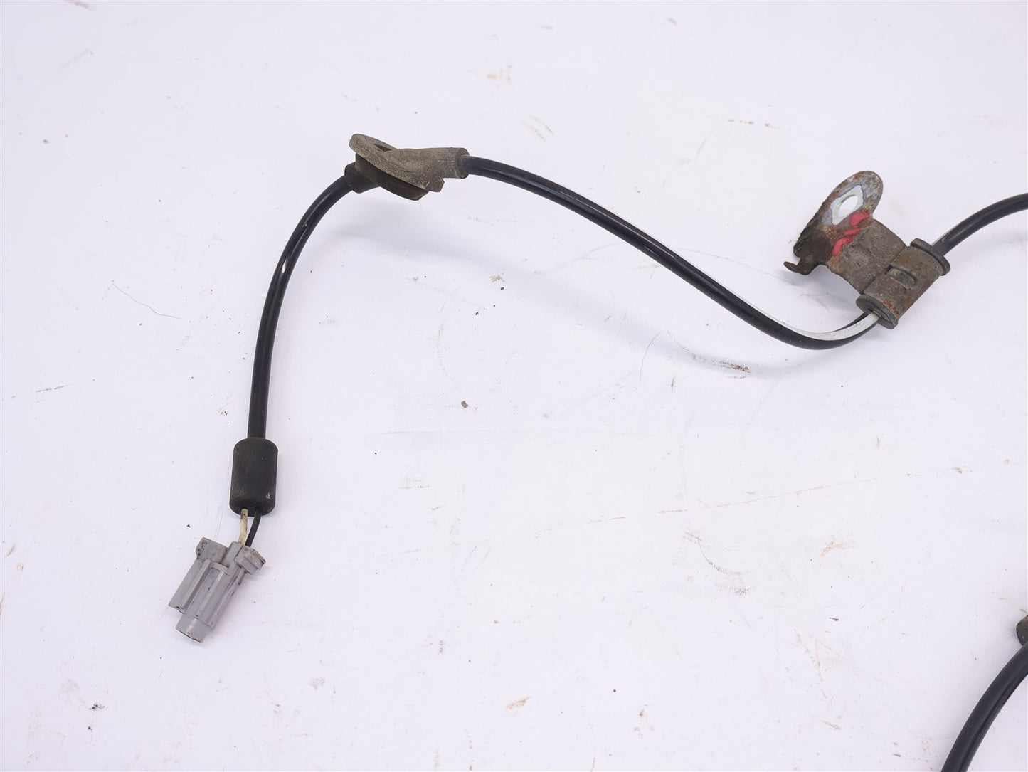 2009-2013 Subaru Forester Passenger Front ABS Brake Sensor RH 27540AG10 OEM