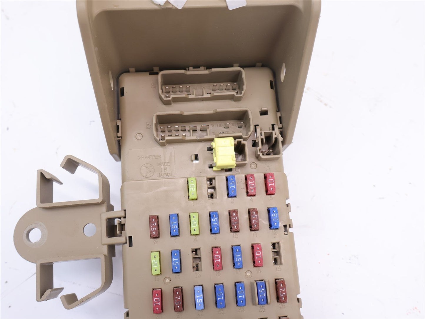 2009-2013 Subaru Forester Fuse Box Under Dash Relay Cabin 82201FG010 09-13