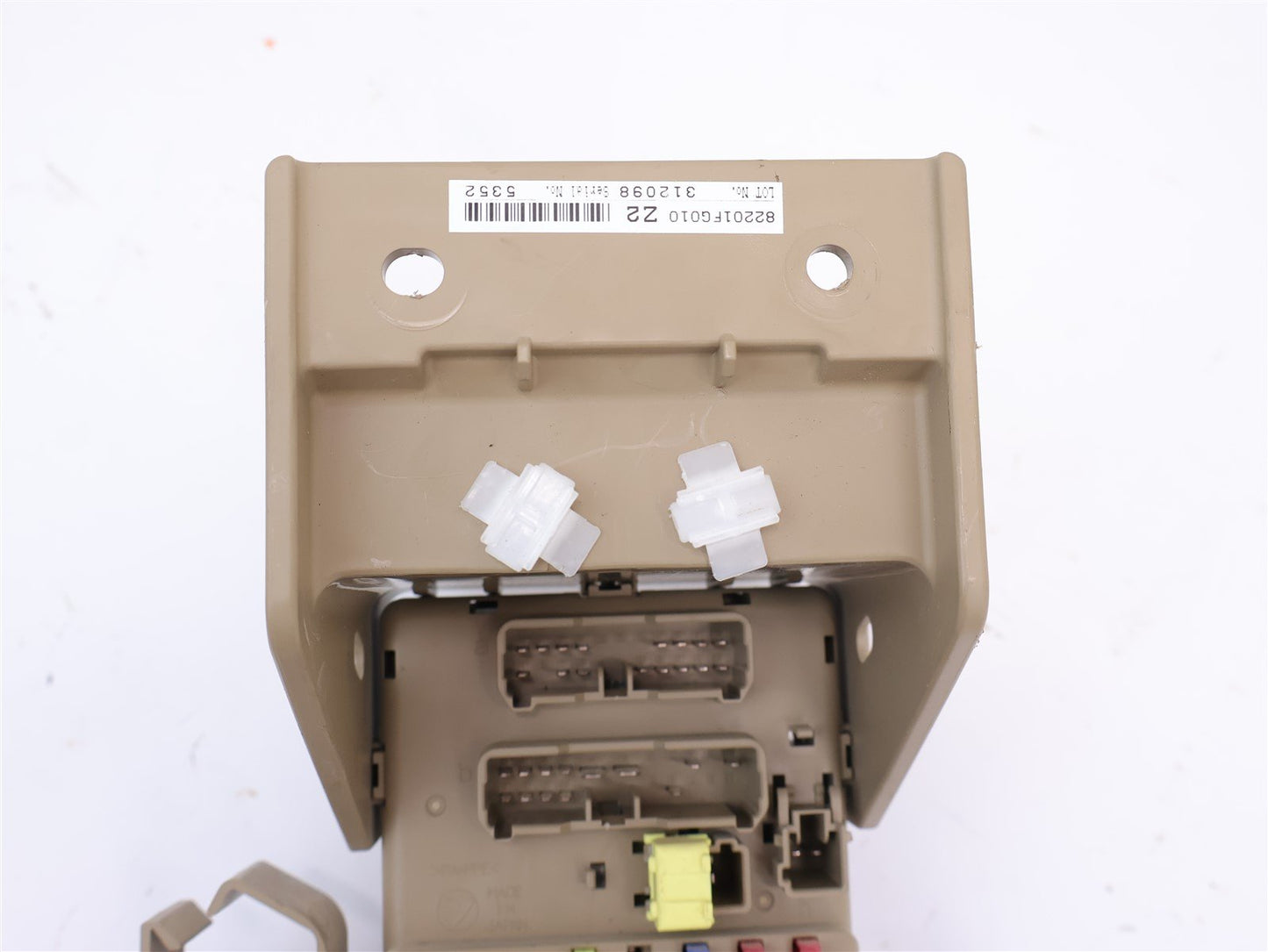 2009-2013 Subaru Forester Fuse Box Under Dash Relay Cabin 82201FG010 09-13