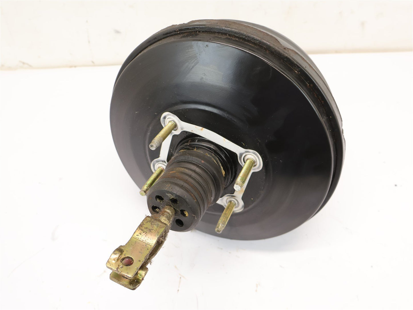 2005-2006 Subaru Legacy GT Power Brake Vacuum Booster Assembly OEM 05-06