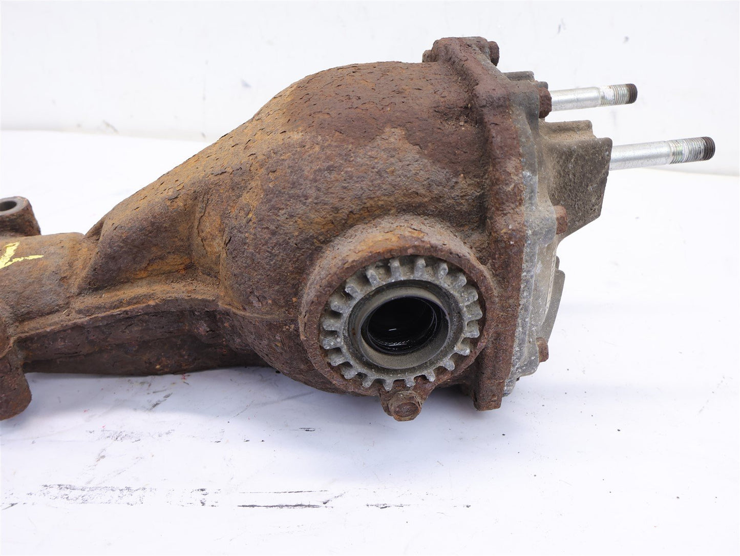 2013-2014 Subaru Outback Rear Differential 2.5L CVT AT Carrier Assembly 3.90