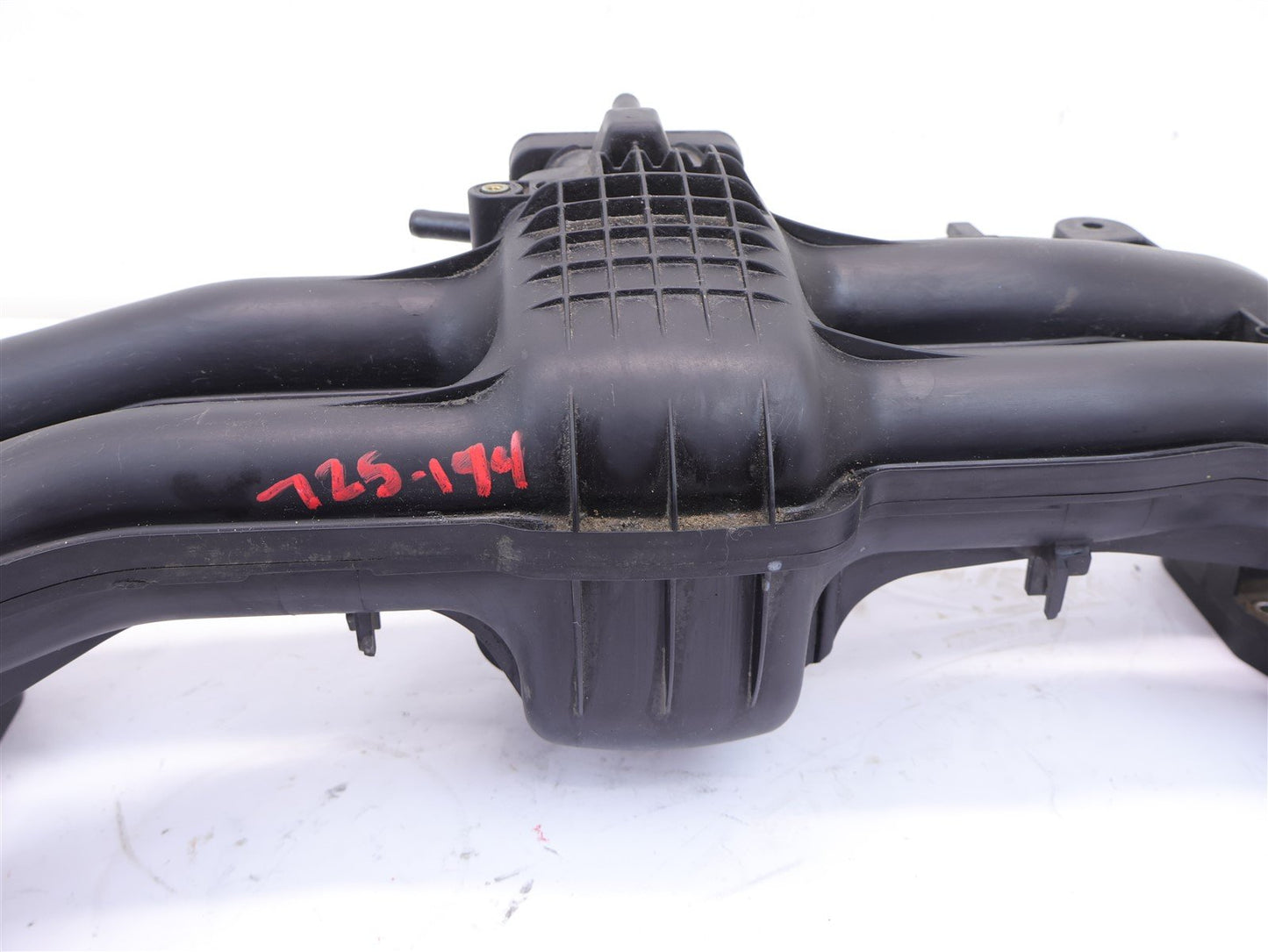 2013-2014 Subaru Legacy Outback 2.5L Air Intake Manifold Plenum OEM 13-14
