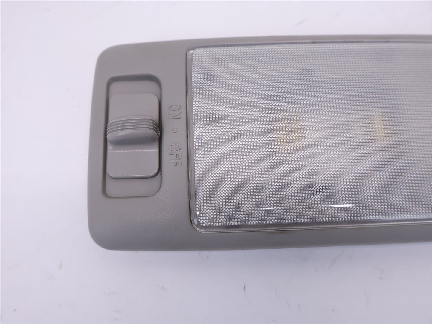 02-07 Subaru Impreza WRX & STI Dome Light Center Rear Interior Reading 2002-2007