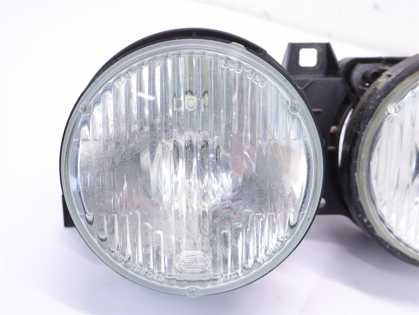 1988 BMW 325ix Driver Headlight Assembly Lights Lamp Hella LH Left OEM 88-91