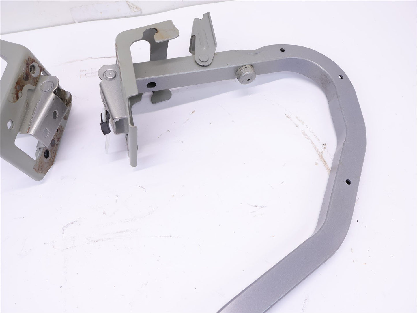 02-07 Subaru Impreza WRX or STI Trunk Hinges LH RH Hinge Set 2002-2007