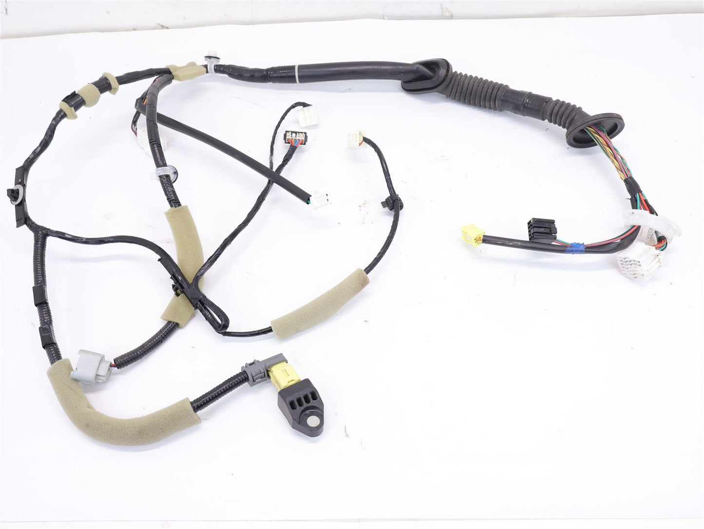 2015 Subaru WRX Passenger Front Door Wiring Harness 81821VA090 RH Right 15