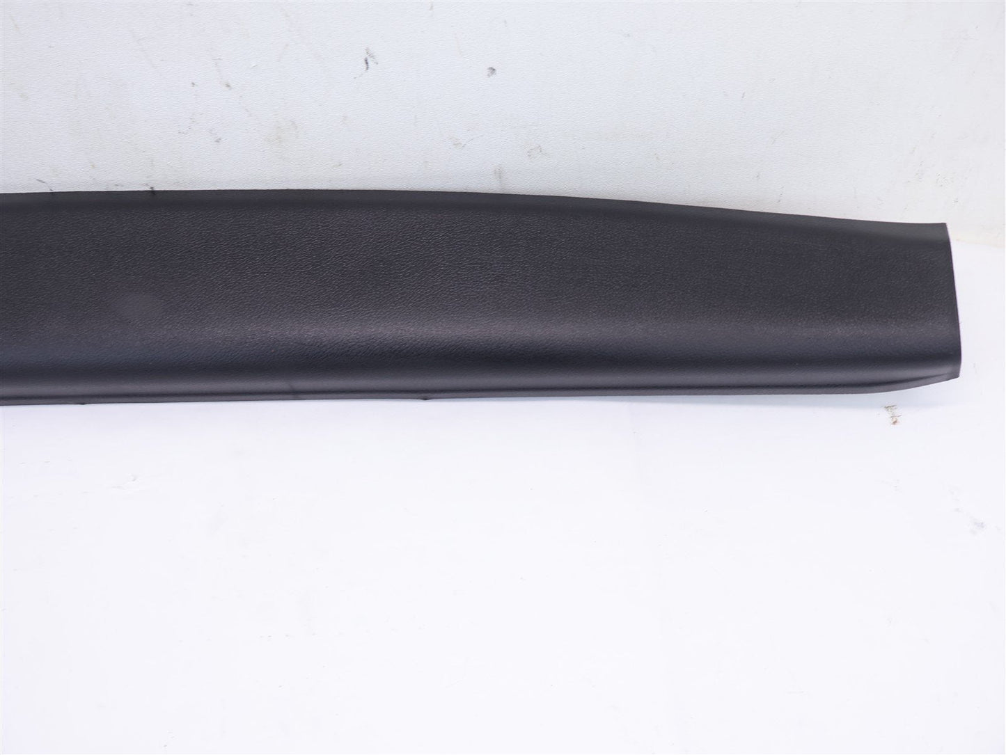 2015-2019 Subaru Outback Center Rear Hatch Trim Panel Upper Lift Gate 15-19