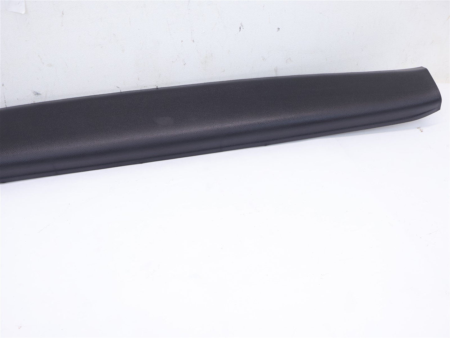 2015-2019 Subaru Outback Center Rear Hatch Trim Panel Upper Lift Gate 15-19