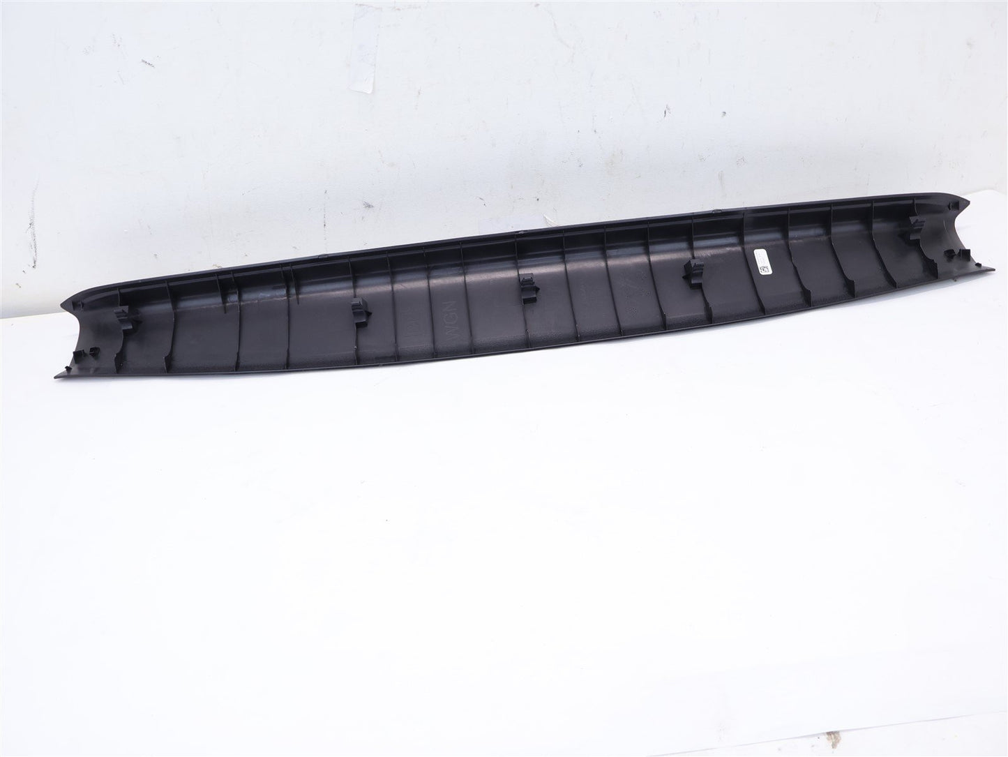 2015-2019 Subaru Outback Center Rear Hatch Trim Panel Upper Lift Gate 15-19