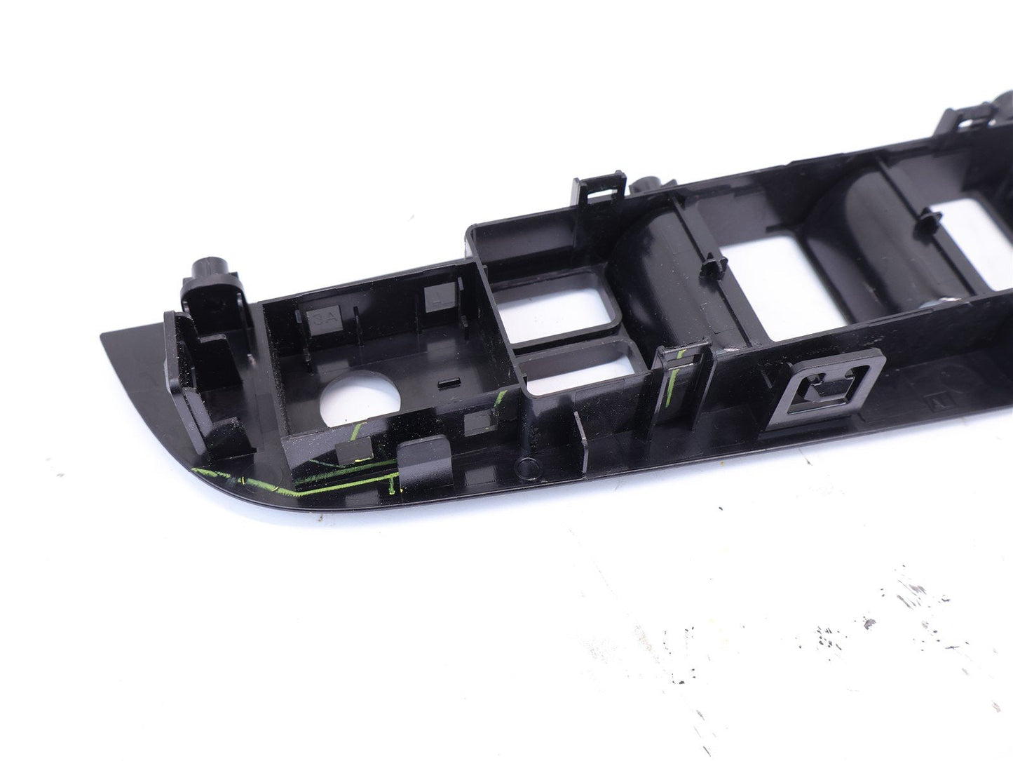 15-19 Subaru Legacy Outback Driver Master Window Switch Trim Bezel Door LH Front