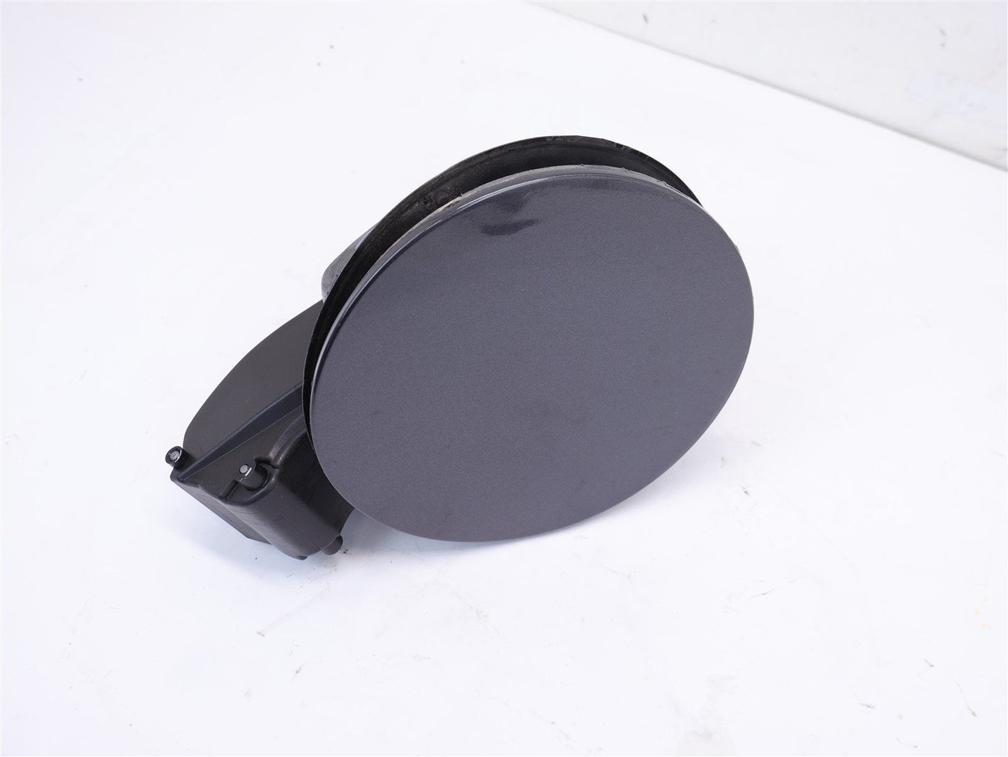 15-19 Subaru Outback Gas Fuel Door Filler Cover 2015-2019