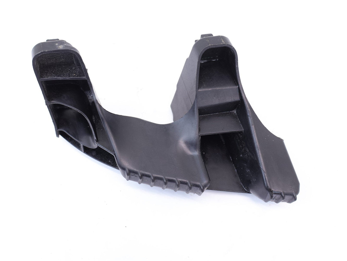 2015-19 Subaru Outback Rear Bumper Cover Bracket Passenger RH Side Support