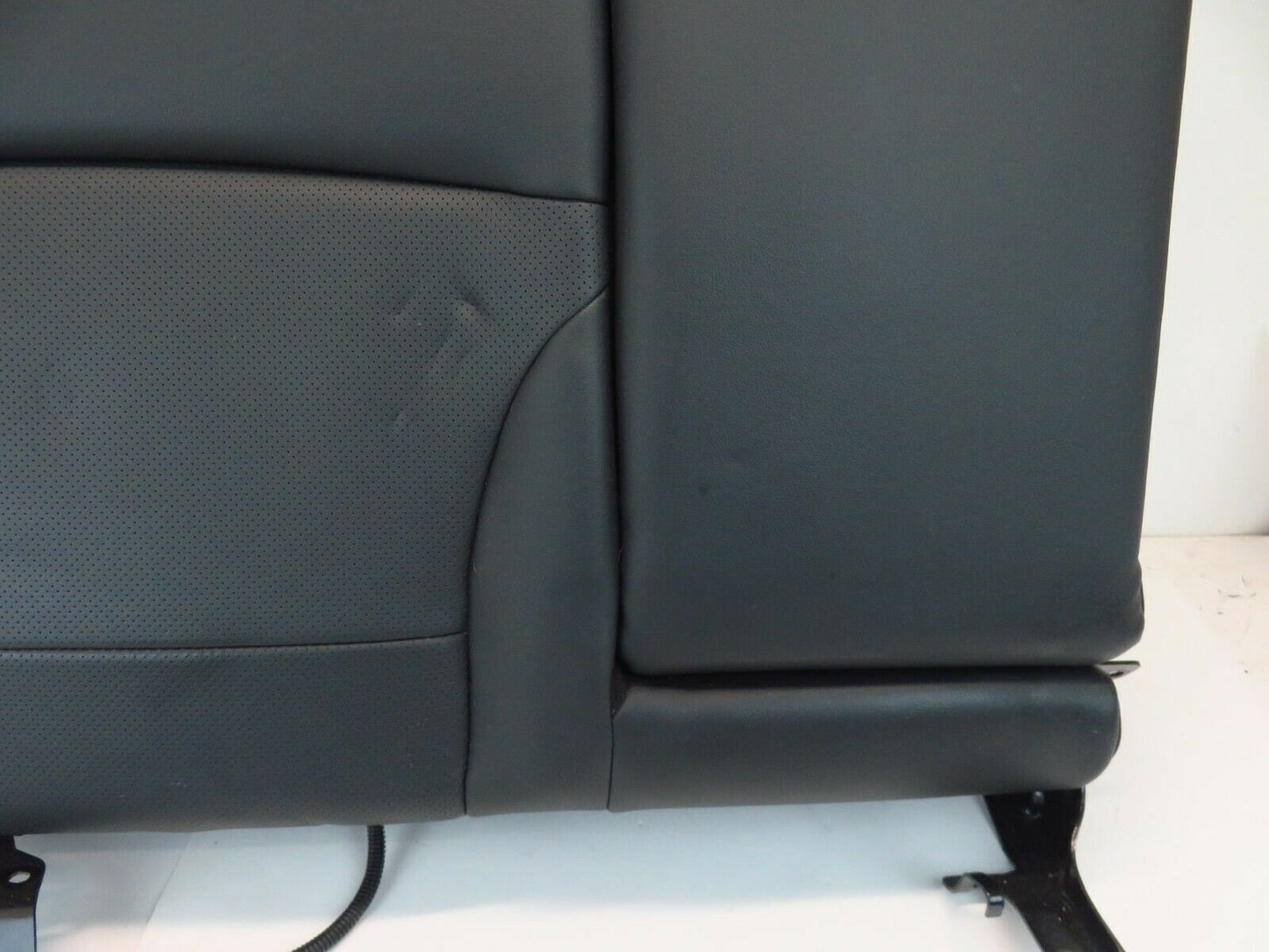 2017 Subaru Outback Rear Seat Upper Cushion Top Back Cupholder Black Leather OEM
