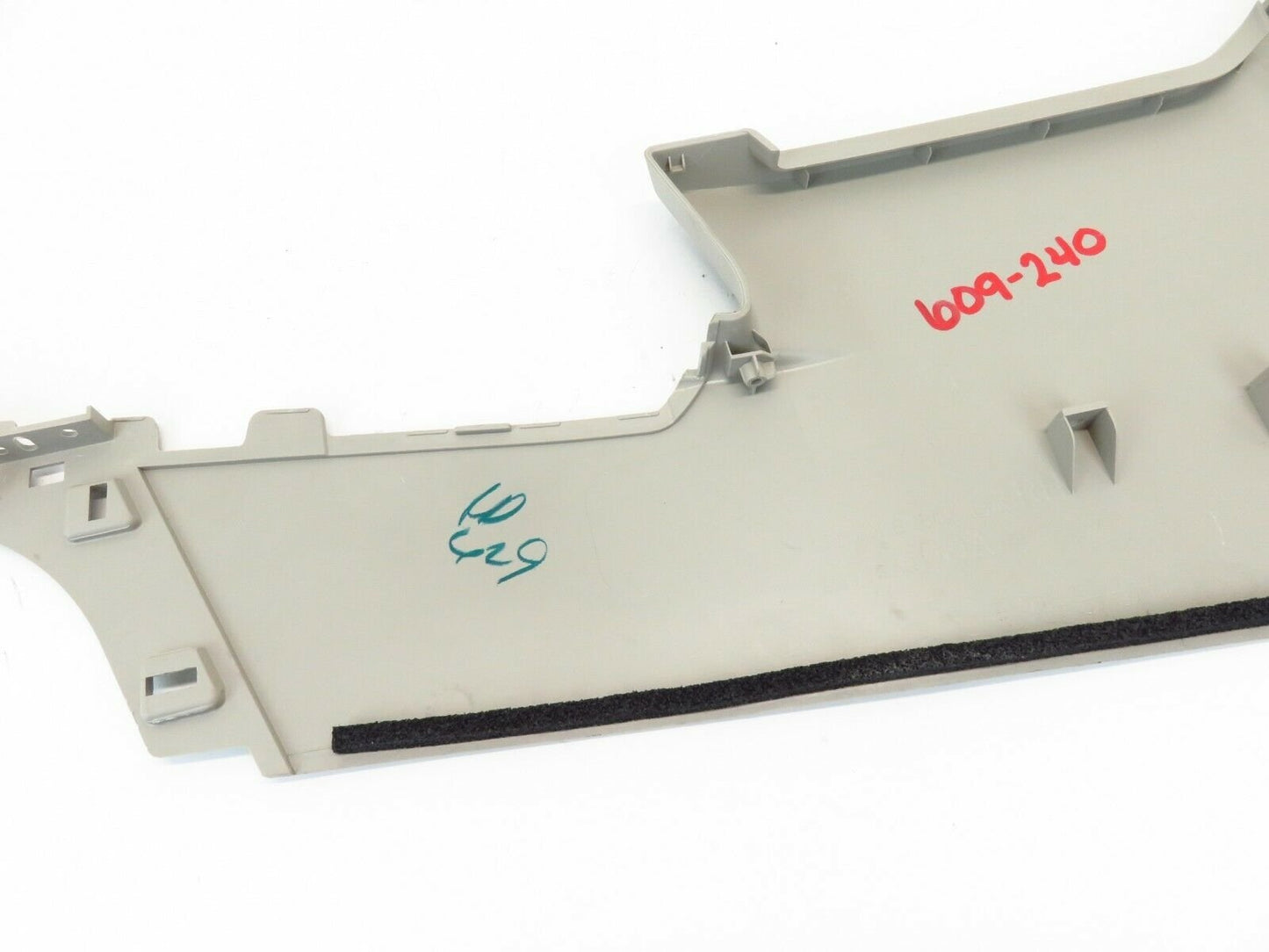 10-14 Subaru Legacy & Outback Passenger Center Console Trim Panel Side Lower RH